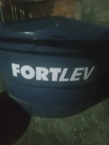 Vendo caixa de agua 1000L