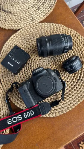 CANON 60D + 18-135mm + 24mm