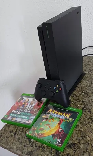 Xbox One X 4k 1TB edição limitada Project Scorpio aceita cartão
