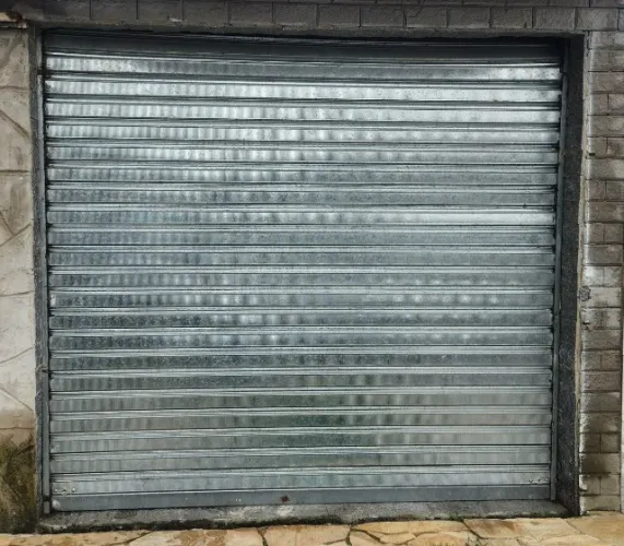 Porta de Aço de Enrolar Manual Galvanizada para Comércio