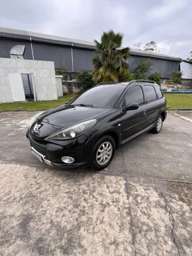 Peugeot 207 SW Escapade 1.6 16V Flex 5P 2010
