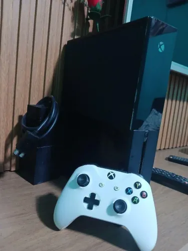? Xbox One Fat 1TB NOVO/CONSERVADO | Só 7 Meses de Uso | LER DESCRIÇÃO!.