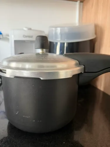 Panela de pressão Tramontina 4,5 litros