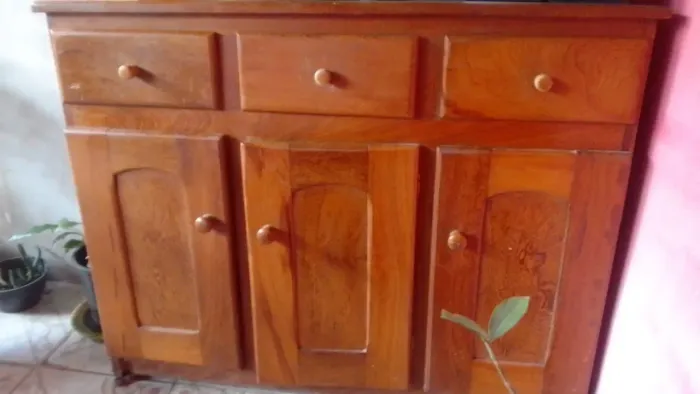 Buffet em madeira Angelim