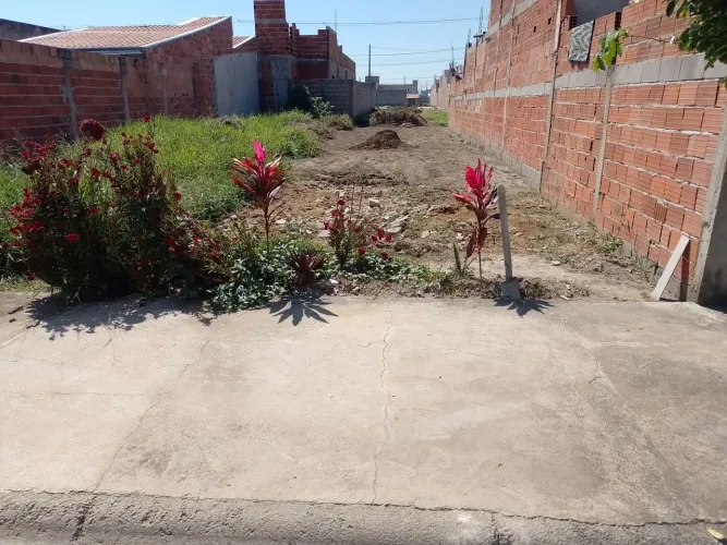 Terreno a venda no Portal dos Eucaliptos
