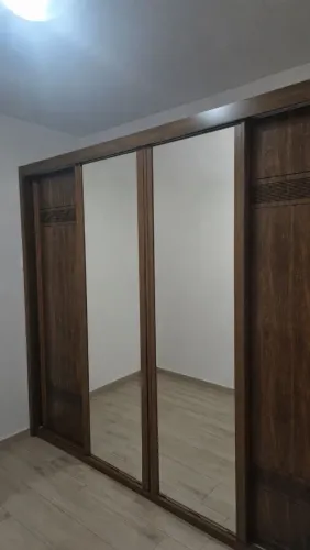 Guarda-Roupa Casal Palladio Ruby Bettio 2,78m com Espelho - Excelente Estado