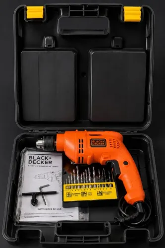 Furadeira Black Decker + Kit de Brocas e Caixa 