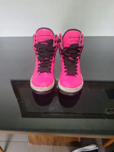 Bota para treino HardcoreFootwear JuJu Salimeni - Rosa