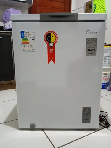 Freezer Midea 150 litros.