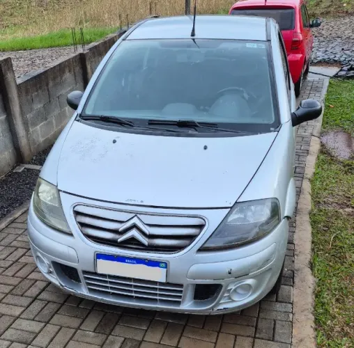 Citroen C3 GLX 1.4/ GLX Sonora 1.4 Flex 8V 5P 2012