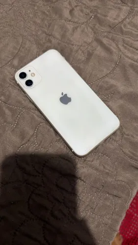 iPhone 11 a venda
