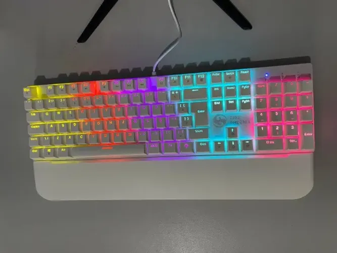 Teclado Mecanico Branco Switch Azul Rgb Com Apoio