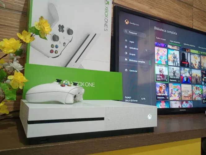 Xbox One S 1TB - Jogos. +Controle Series S! Aceito cartão