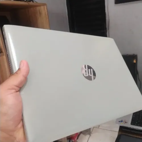 Notebook hp i3 12th com 8 de ram semi novo (rapido)