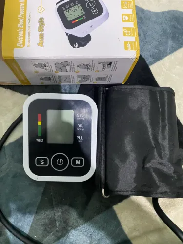 Aparelho de pressão novo