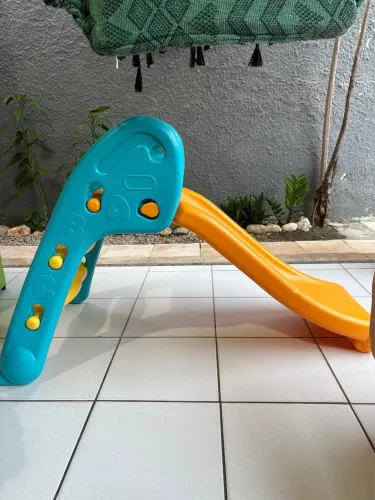 Vendo Escorregador Infantil