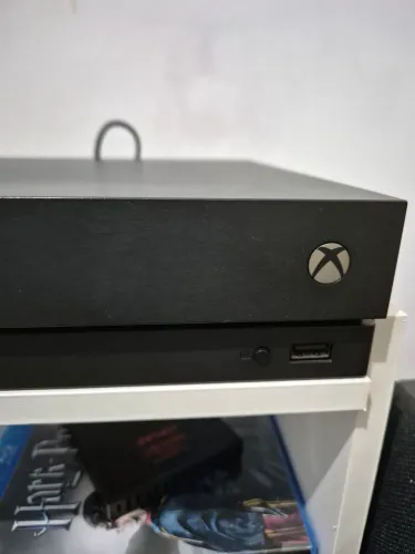 Xbox One X