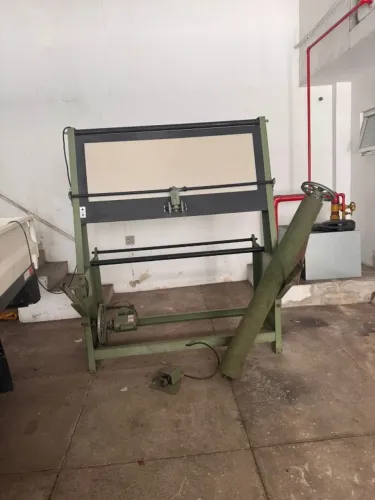 Revisadeira de tecido - Walter Porteiro