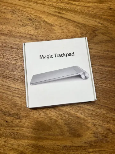 Apple Magic Trackpad 1 (Modelo MC380LL/A) - Prata