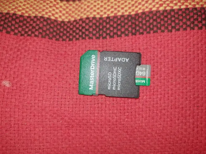 Cartão SD 64GB 