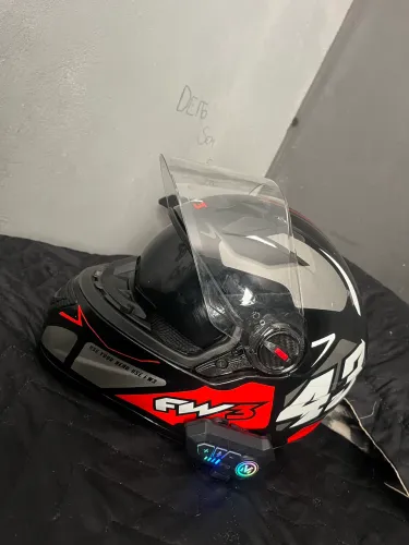 Capacete fw3 NOVO
