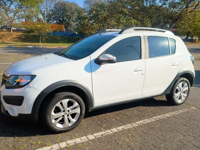 Renault Sandero Stepway Hi-power 1.6 8V 5P 2015