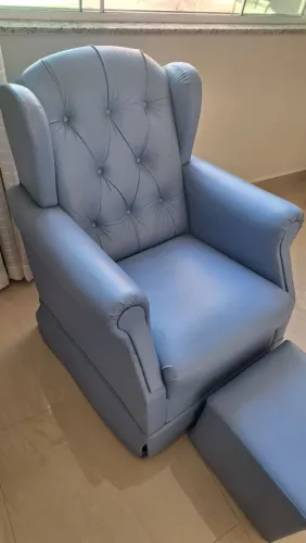 Cadeira de Balanço para Amamentação