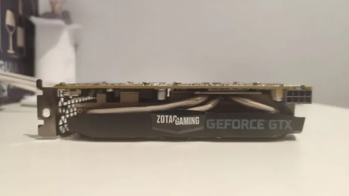 GTX 1660 super 6GB Vram dual fan da zotac