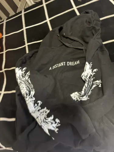 Moletom ?A distant dream? 