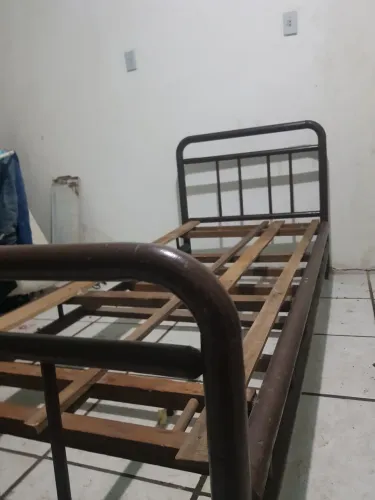 Cama de solteiro