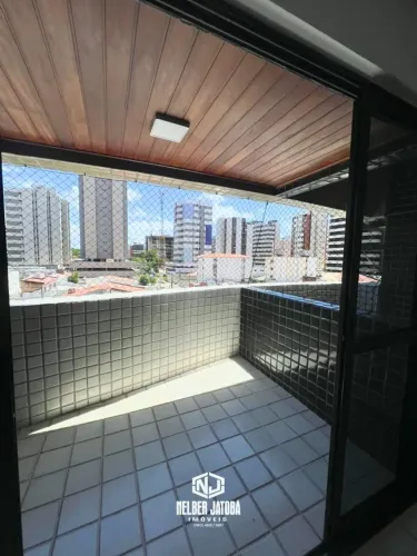 Apartamento em Ponta Verde com vista mar 125m², 3 suítes, 2 vagas