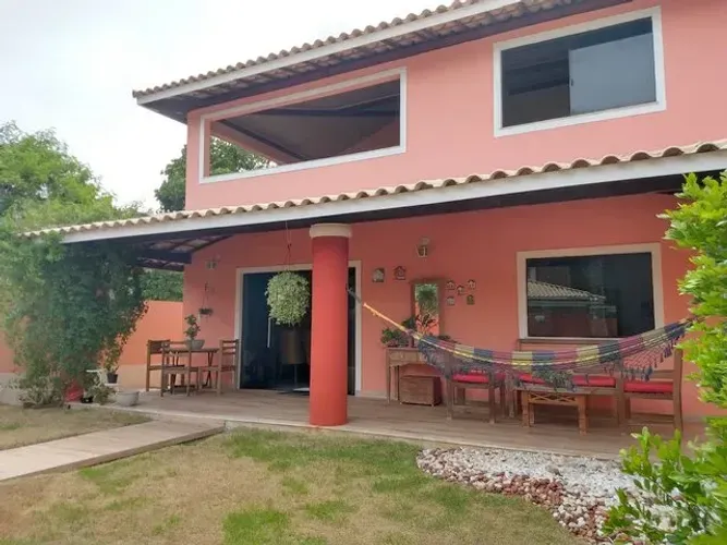 Casa de condomínio para venda com 269 metros quadrados com 6 quartos