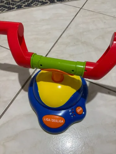 Brinquedo pula-pula