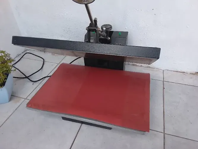 Prensa térmica plana 40x60 220/240V - Leia o anúncio