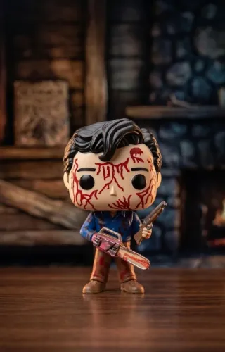 Funko Pop Ash Williams do clássico filme de terror The Evil Dead.