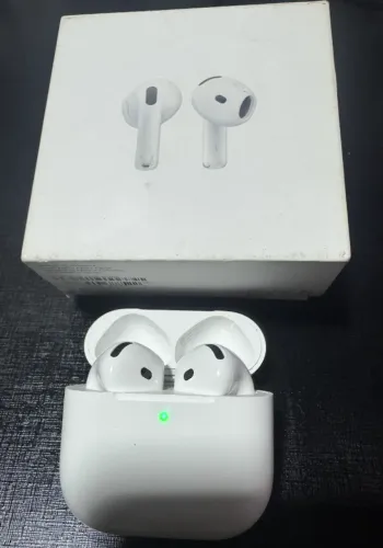 AirPods 4ª na Caixa