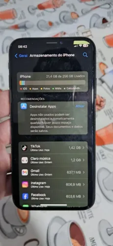 iPhone X 256gb semi novo em ótimo estado
