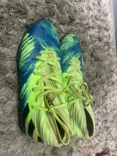 Chuteira original Adidas