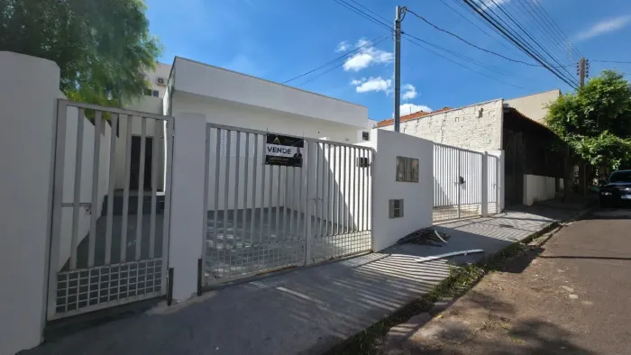 Casa a venda São Judas 2 quartos sendo 1 suíte por R$210.000,00