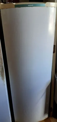 Vende uma geladeira consul com pouco tempo de uso ... funcionando tudo .