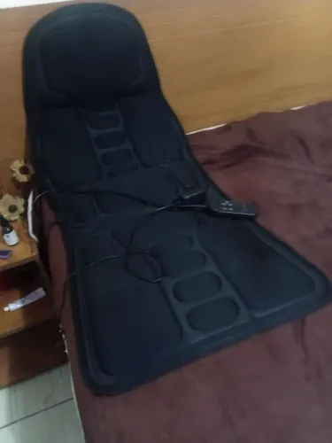 Massageador portátil, ótimo para quem tem trabalho estressante serve também para viagens
