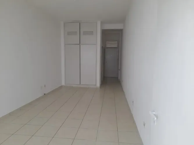 Kitnet para aluguel possui 35 metros quadrados com 1 quarto em Santa Cecília - São Paulo -