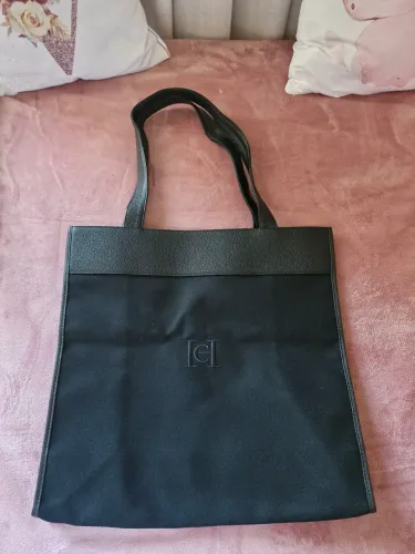 Bolsa carolina herrera grande e nova!