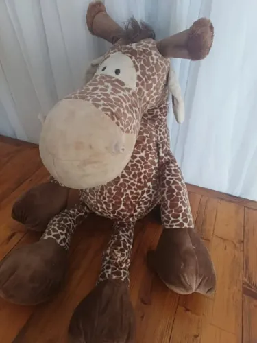 Pelúcia Girafa Macia e Fofa