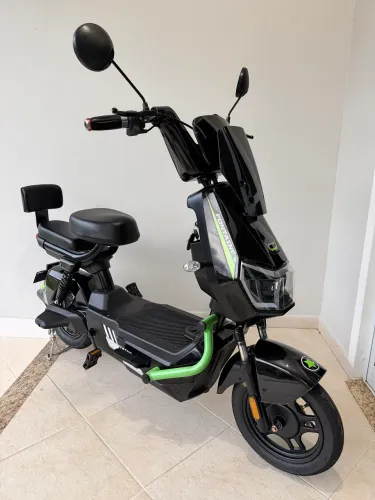Scooter elétrica 800w 48v bateria de lítio