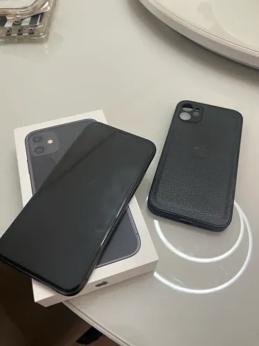 iPhone 11 - 128gb