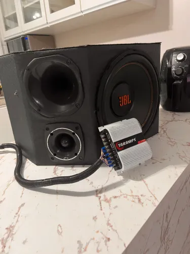 Caixa trio Jbl NOVA!!!