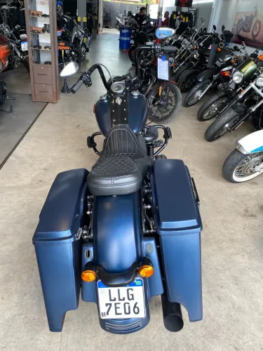 Moto customizada.