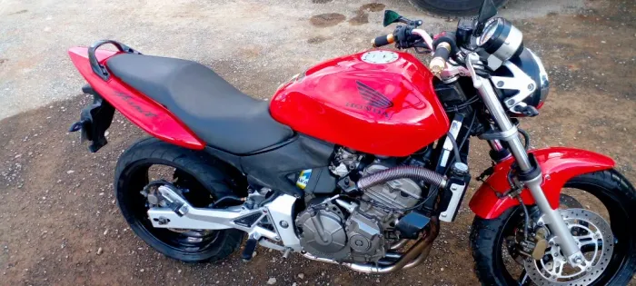 Hornet 600 carburada moto lisa.