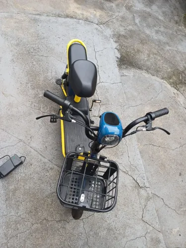 Bicicleta Elétrica Scooter AS1401 Nova sem uso